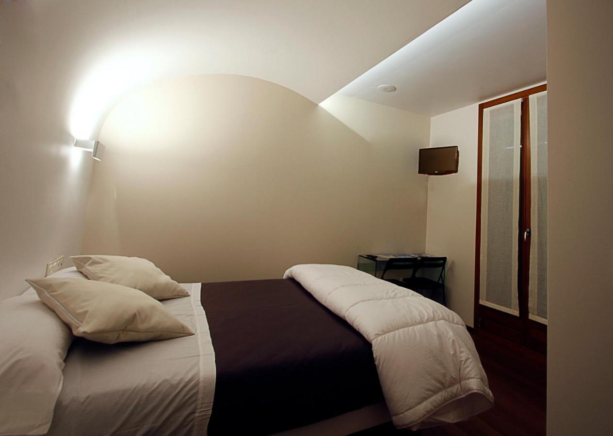 Pension Iturriza San Sebastián Exteriör bild